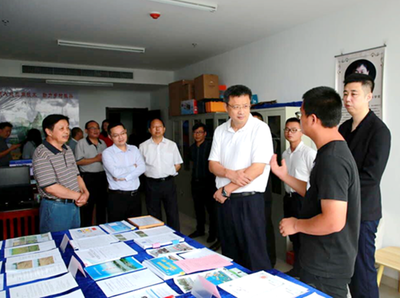 市委常委、副市長謝忠率隊來我校考察交流文藝創(chuàng)作工作
